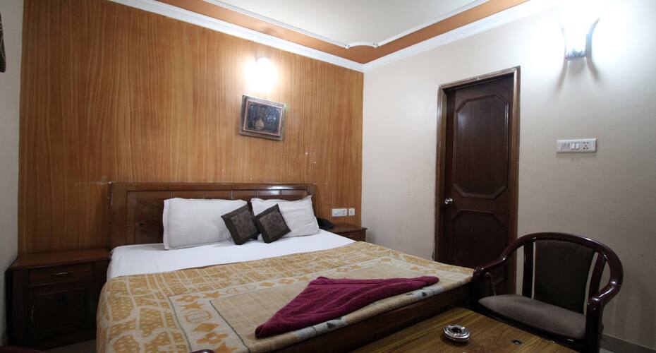 Hotel Aero Capital, New Delhi 5